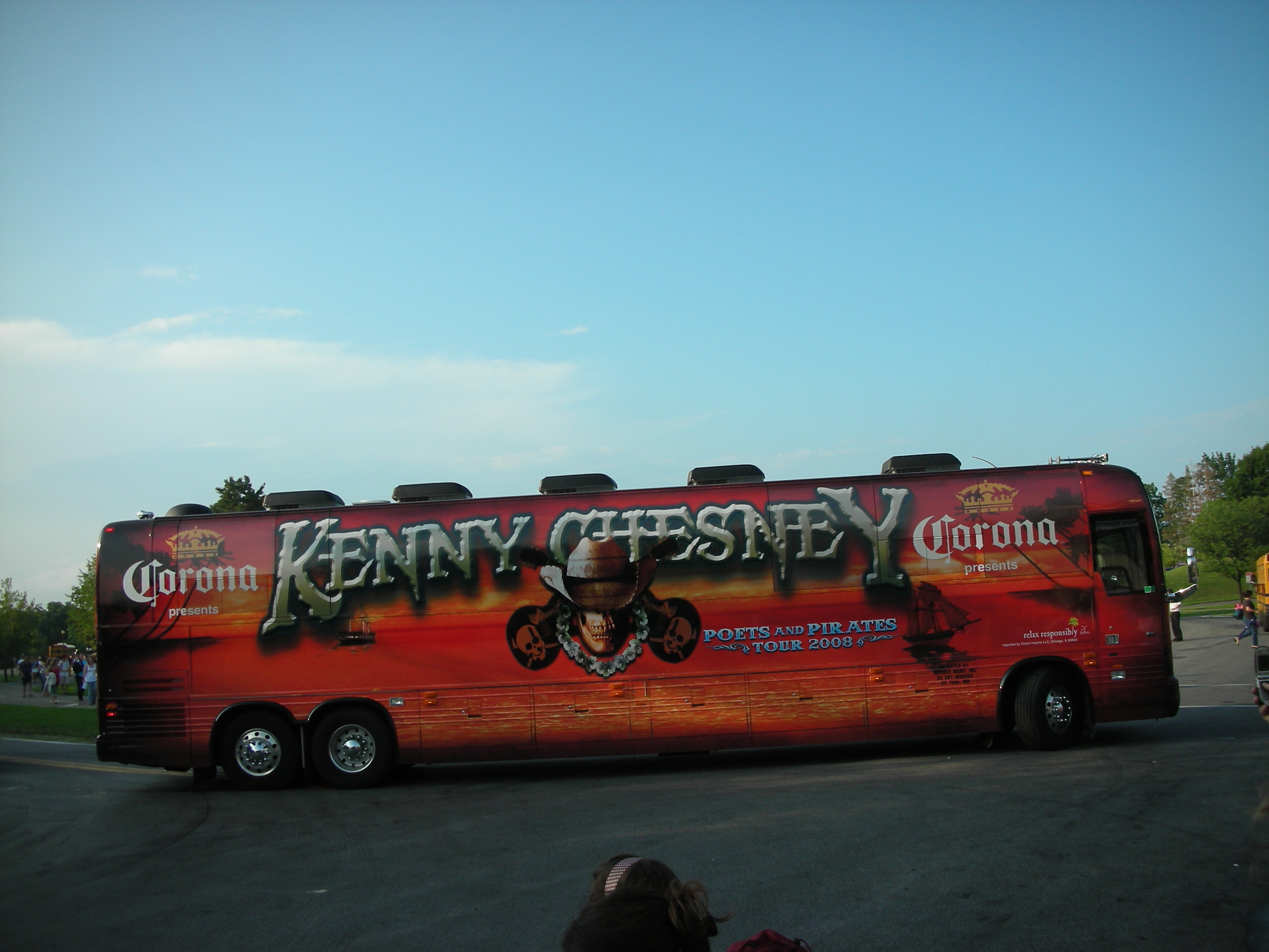 Kenny Chesney Tour Bus Pictures
