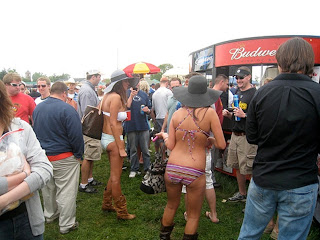 Kentucky Derby Infield Girls