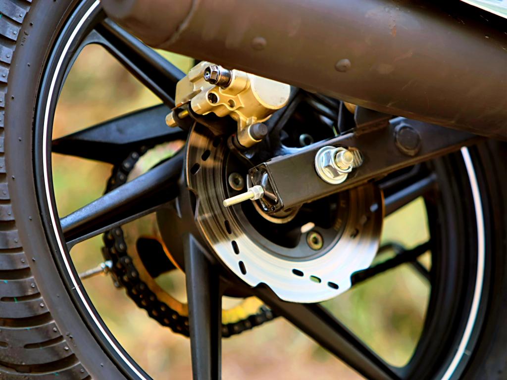 Tvs Apache 180 Rtr Price