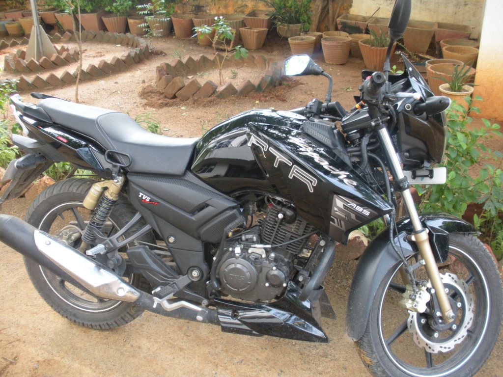 Tvs Apache Rtr 180 Abs Black Colour