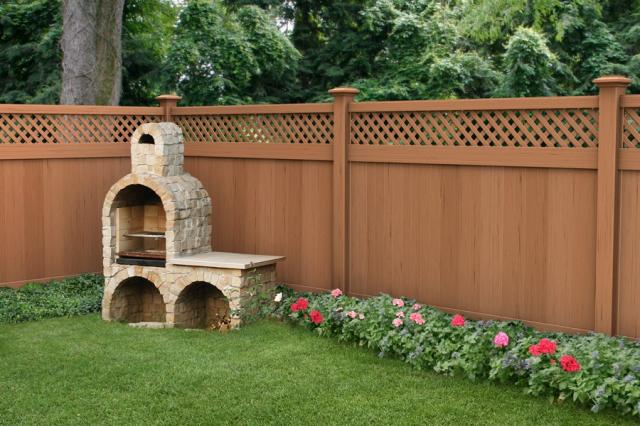 Vinyl Privacy Fence Cost Per Foot